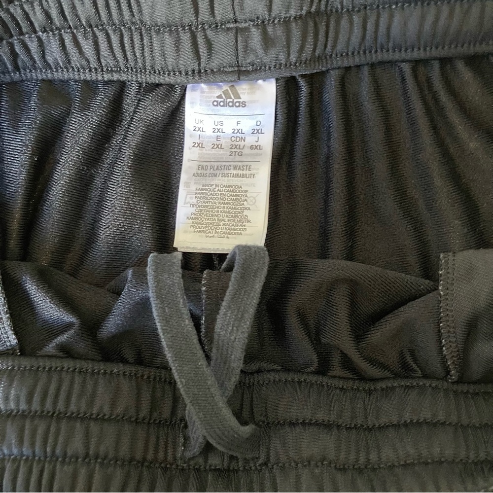 Adidas Black 3 Stripe Track Pant Size 2XL Drawstring Waist Jogger Pockets Tricot - Picture 3 of 12